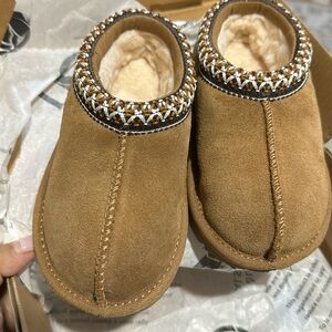 8c toddler ugh Tasmans. Only worn around the house one whole time